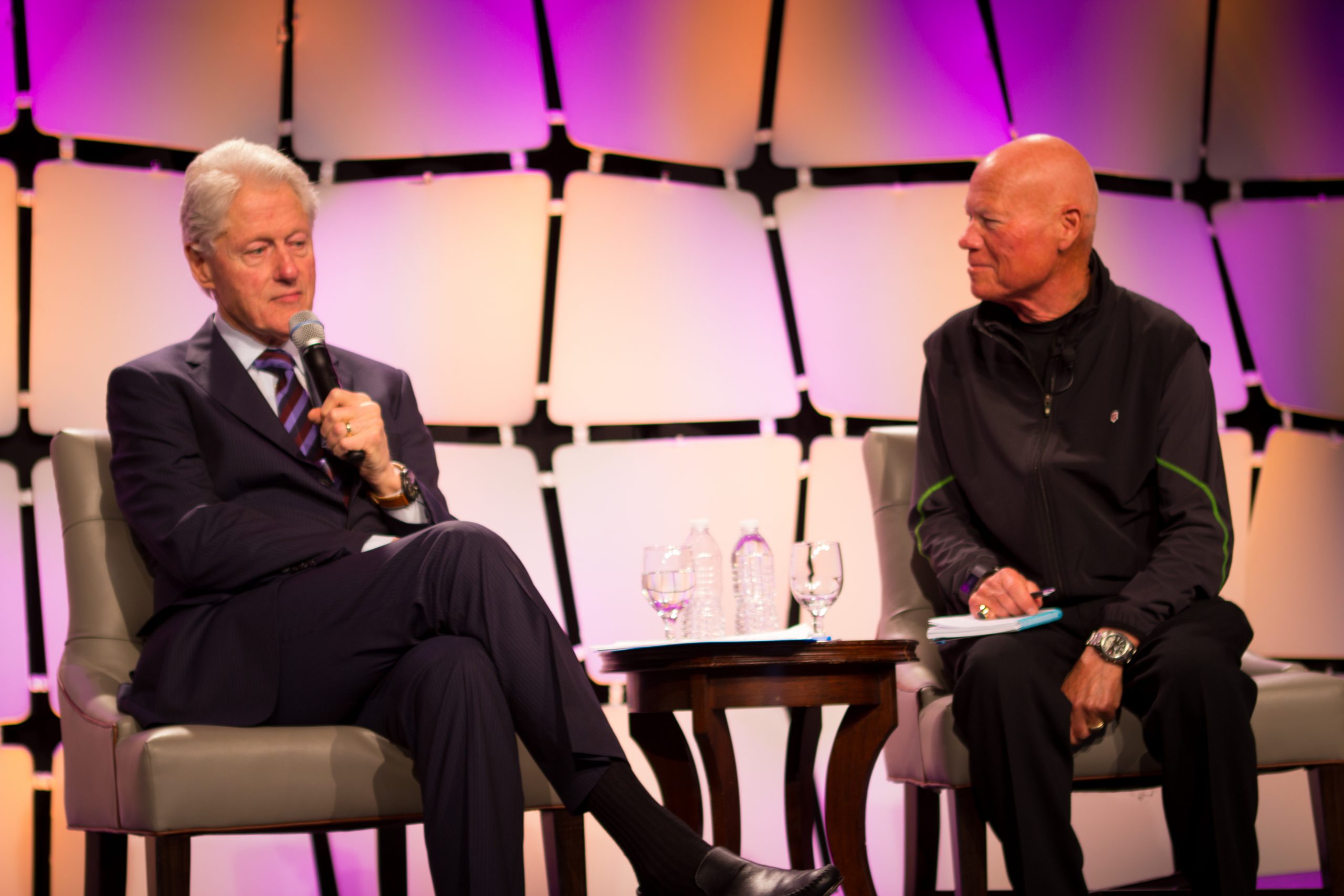 A photo of Dr. Lance Secretan interviewing President Bill Clinton.
